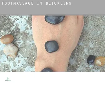 Foot massage in  Blickling